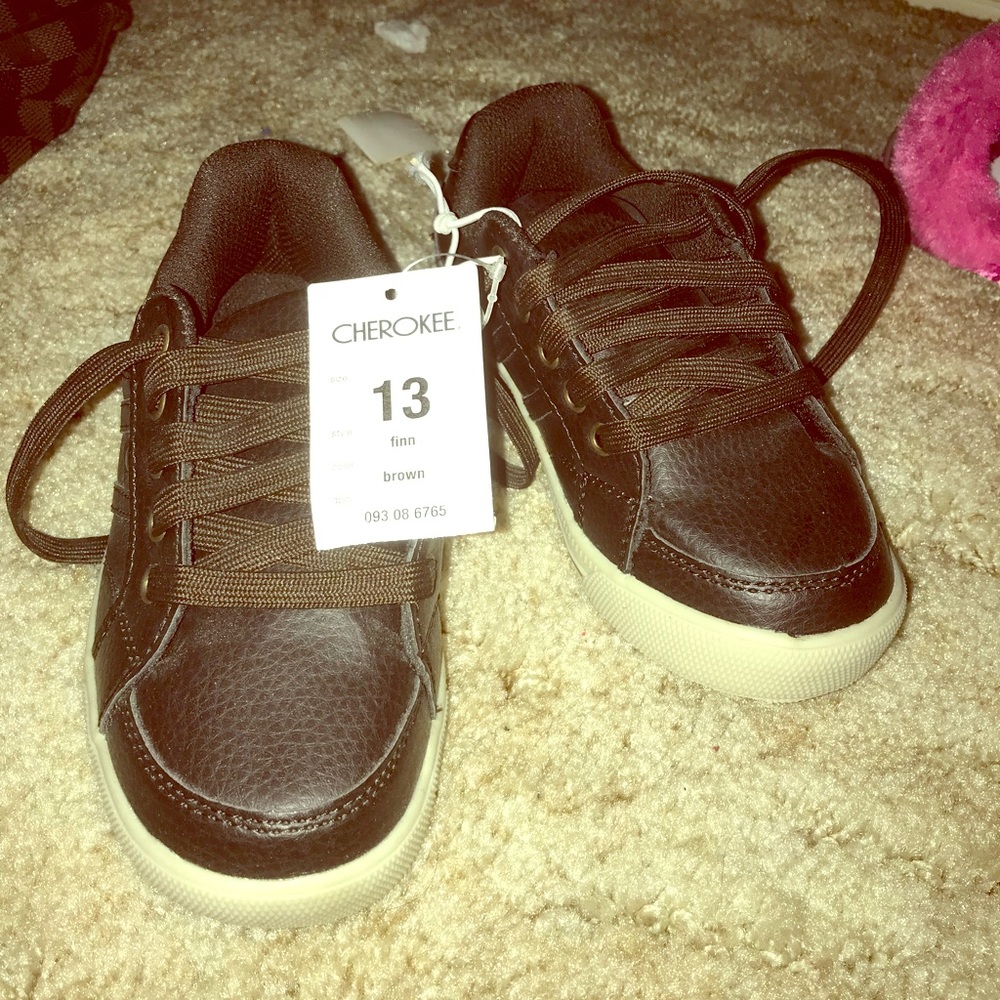 NWT Boys brown shoes